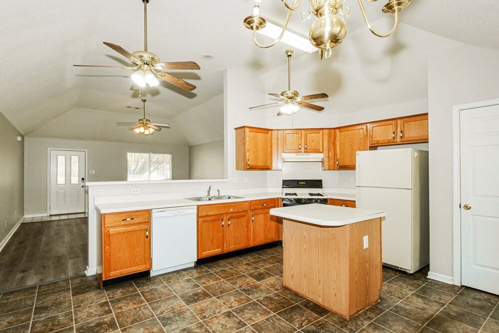 75 Oakridge Cv - Photo 7 of 16