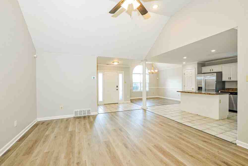 1550 Far Dr - Photo 6 of 17