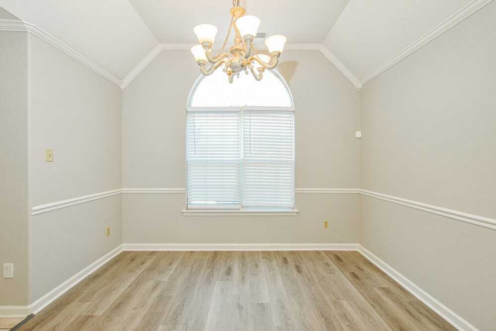 1550 Far Dr - Photo 7 of 17