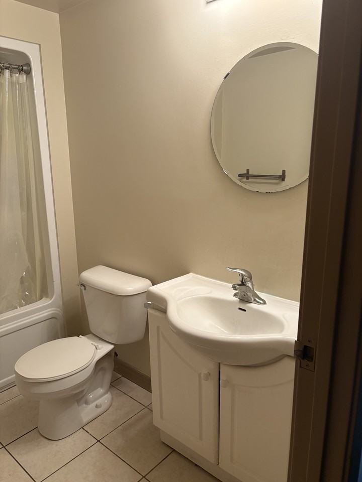 271 - 271 Lester Street #1 - Photo 5 of 6