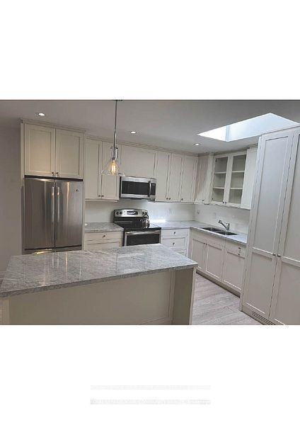 1929 Avenue Road #2nd flr - Photo 2 of 8