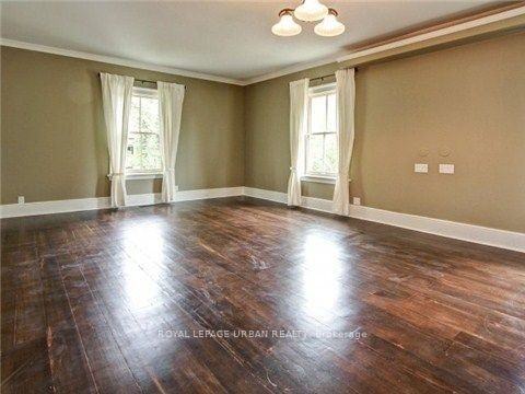 306 Seaton Street - Photo 6 of 19