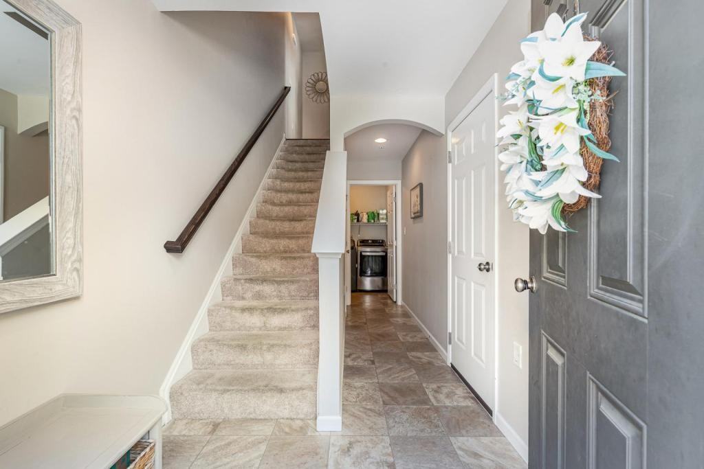 3034 Meridian Cmns - Photo 3 of 24