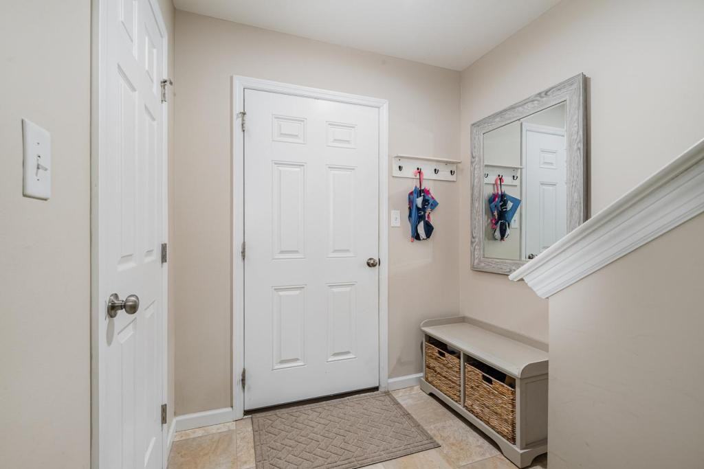 3034 Meridian Cmns - Photo 4 of 24