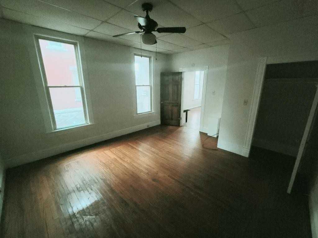 294 Guy Park Ave ##1r - Photo 6 of 9