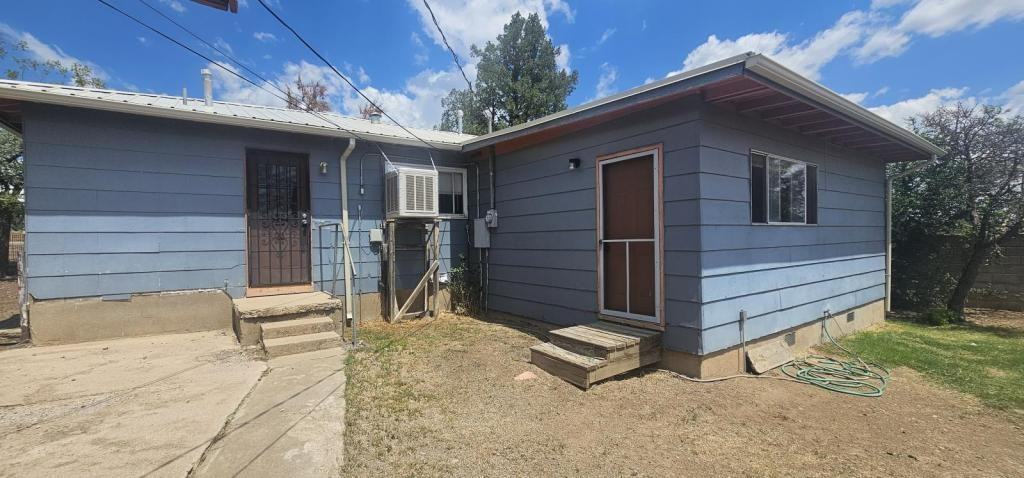 2813 N Mann Dr - Photo 3 of 20