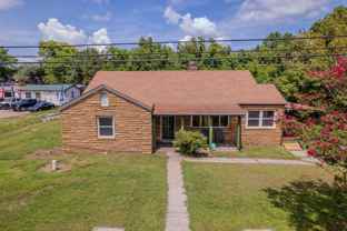 626 W Main St - Photo 1 of 1