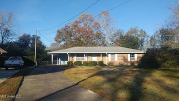 featured image of 11072 E Dogwood Dr