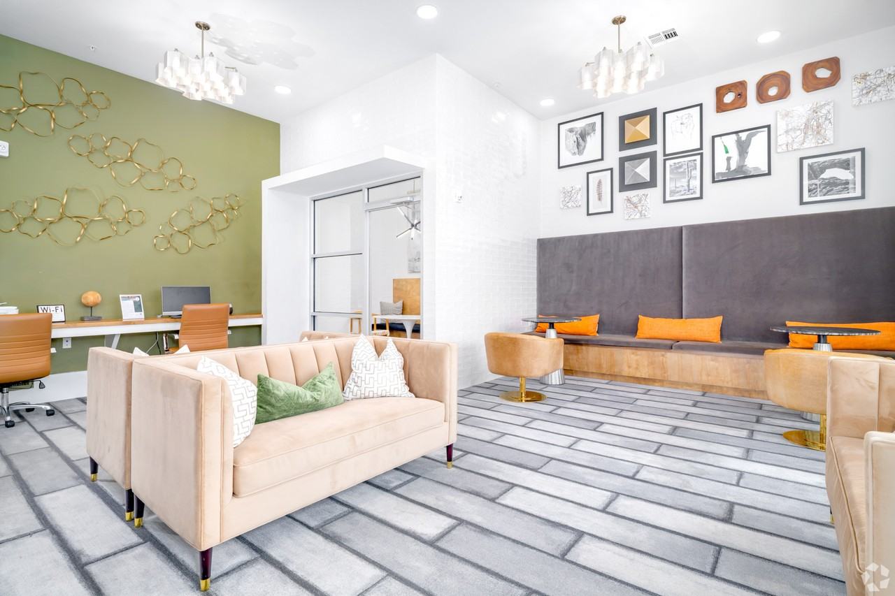 Hardy Oak - Photo 7 of 34