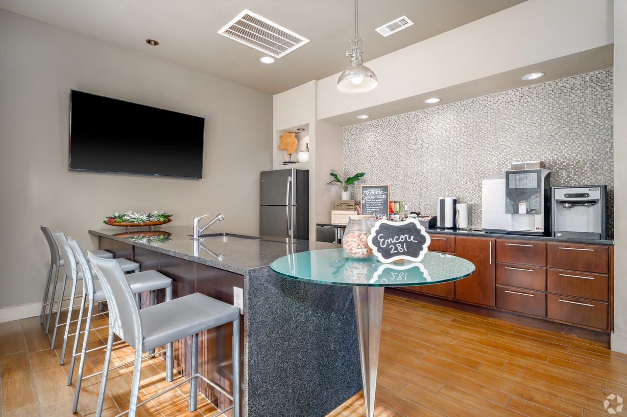 Encore 281 Apartments - Photo 4 of 36