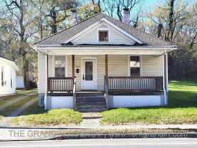 1019 13th St Se - Photo 1 of 1