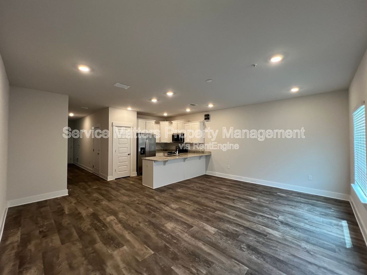 1615 Iroquois Ct - Photo 6 of 39