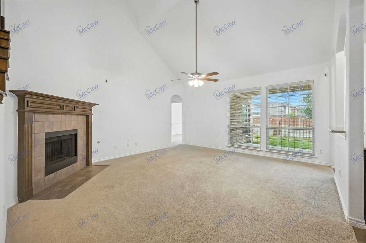 8549 Meadow Sweet Ln - Photo 4 of 27