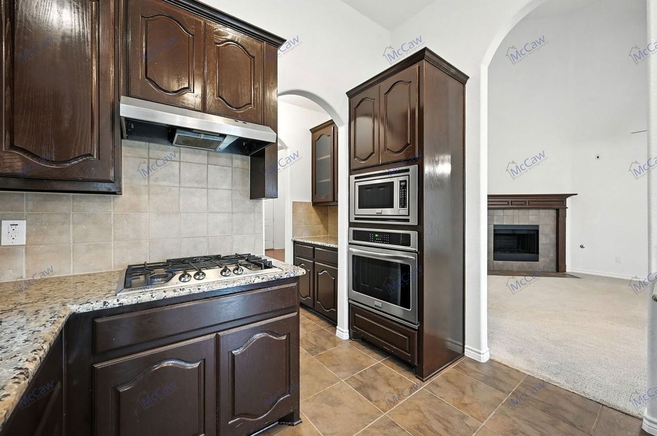 8549 Meadow Sweet Ln - Photo 7 of 27