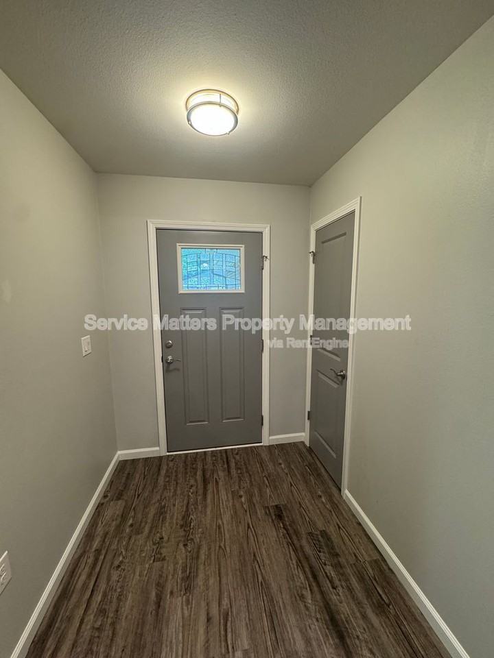 6848 Stirrup Ln - Photo 3 of 22
