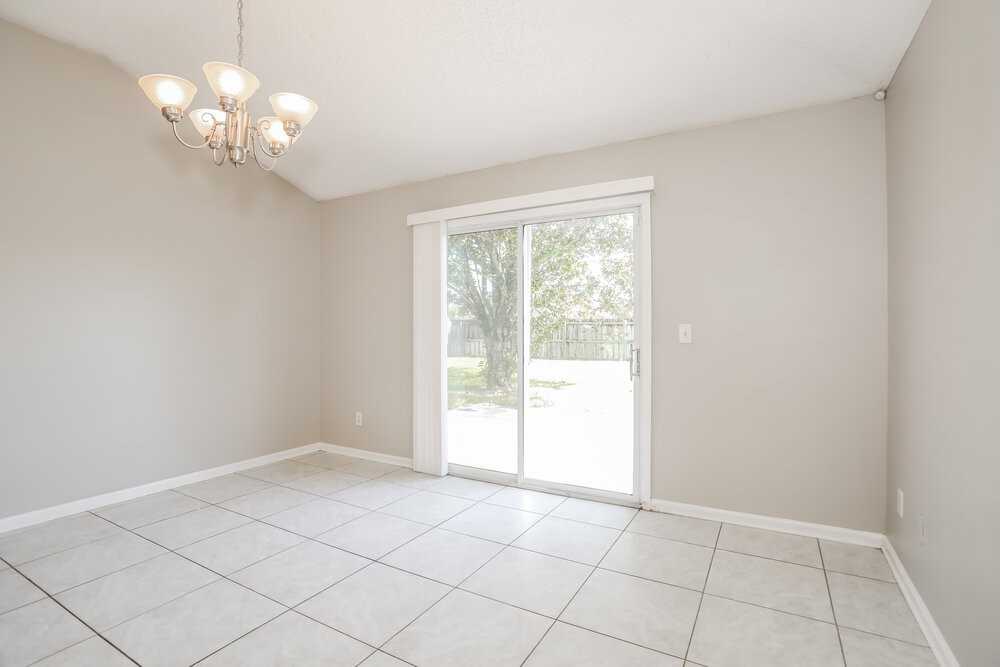 2912 Brittany Bluff Dr - Photo 6 of 16