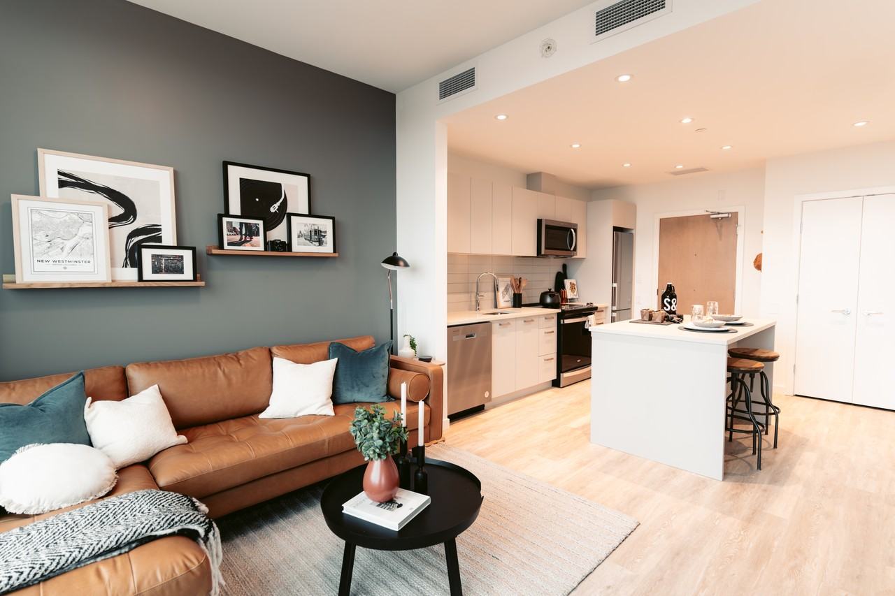 268 Nelson's Court #807 - Photo 3 of 25