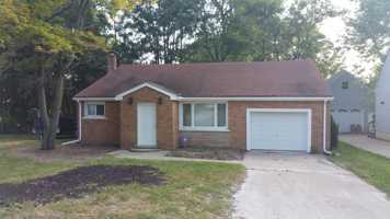 featured image of 392 Firwood St