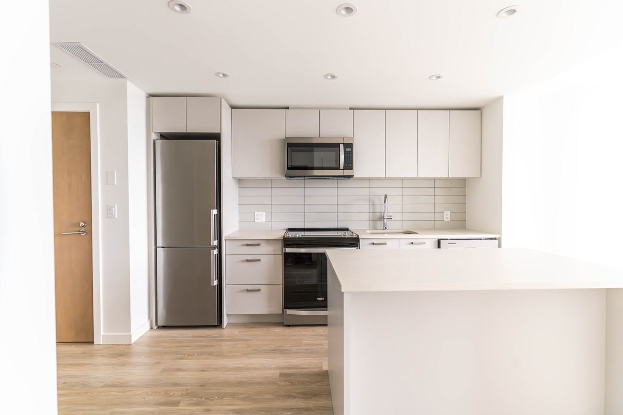 268 Nelson's Court #1902 - Photo 3 of 27