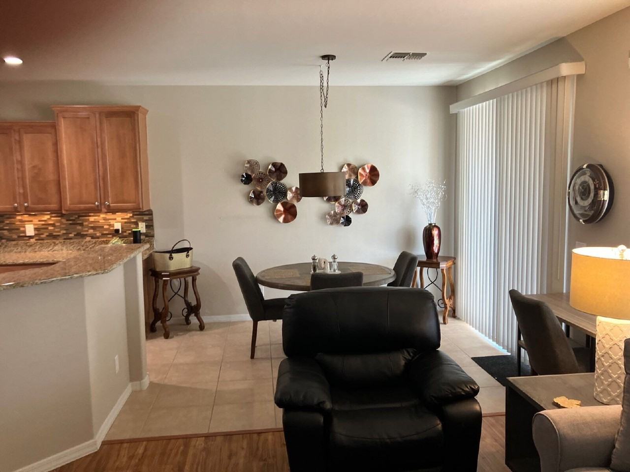 6709 W Willow Way - Photo 5 of 20