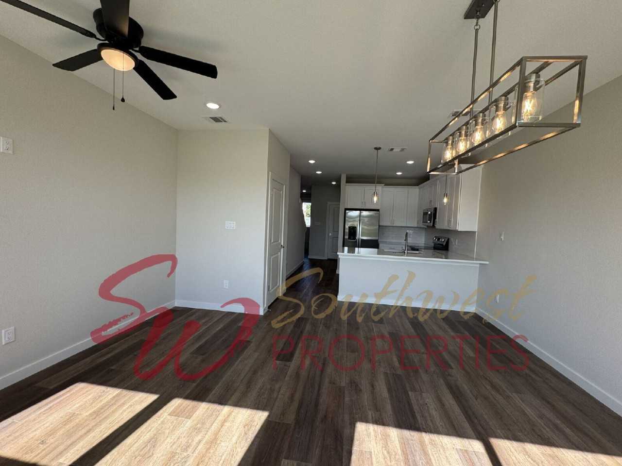 540 Galt Dr - Photo 2 of 14