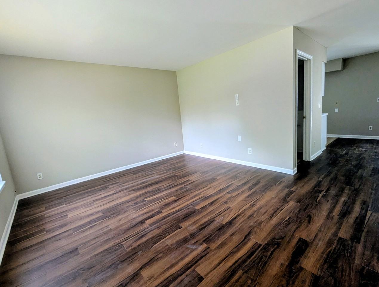 308 Kettering Ter - Photo 2 of 20