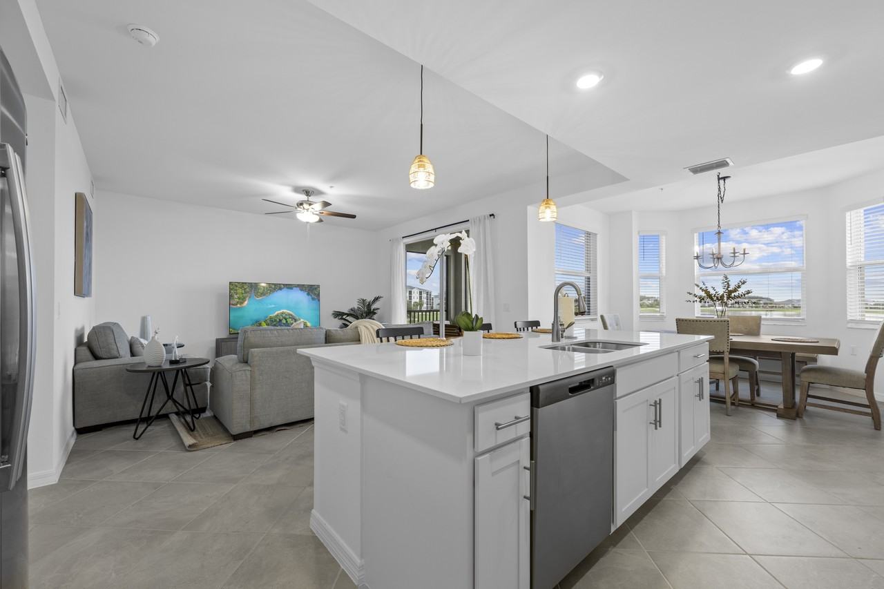 5629 Double Eagle Cir #1 - Photo 5 of 7