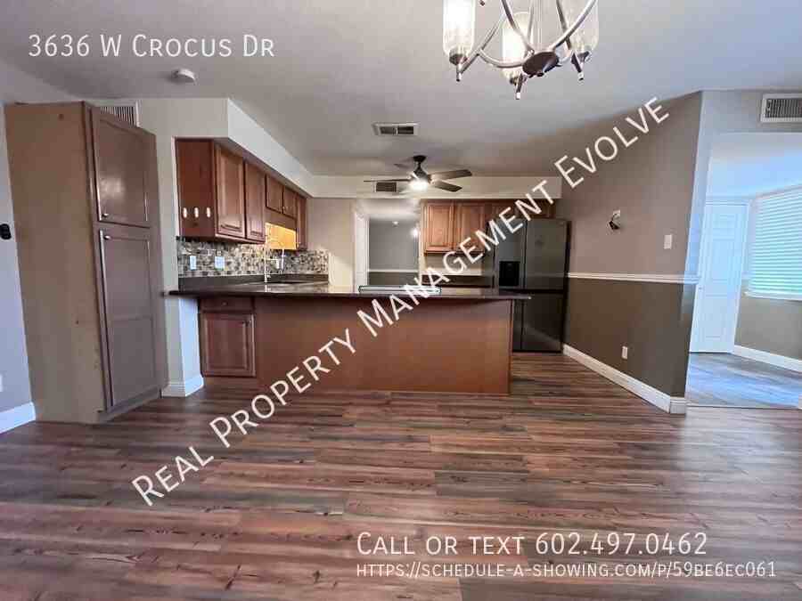 3636 West Crocus Drive - Photo 7 of 38