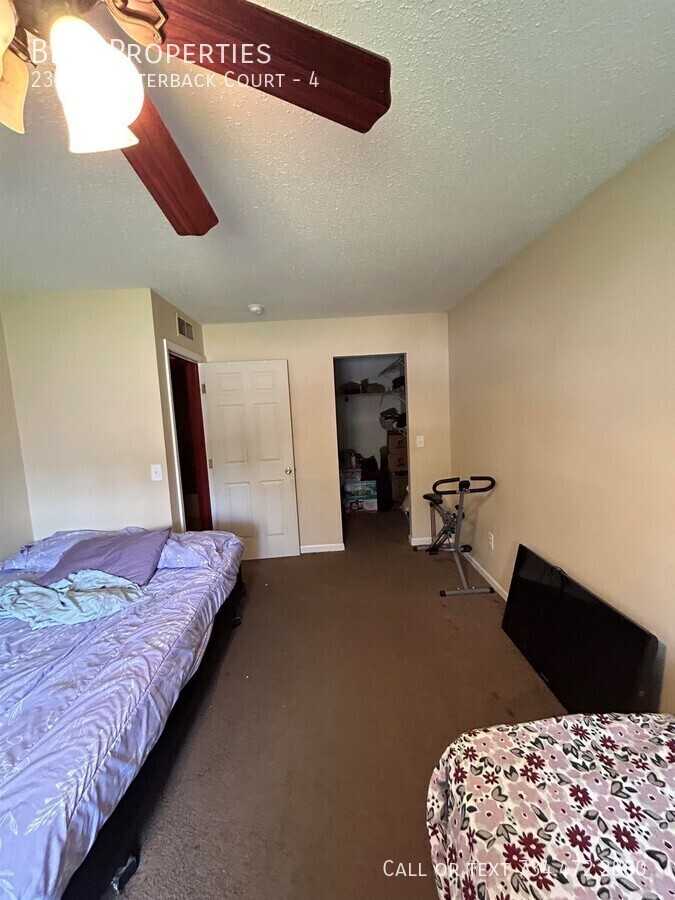 2372 Quarterback Ct #4 - Photo 4 of 9