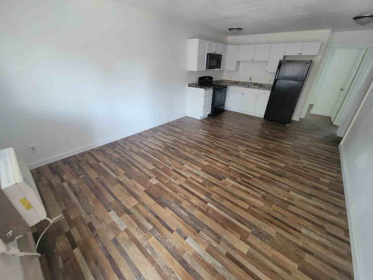 425 10th St N #2 - Photo 2 of 20