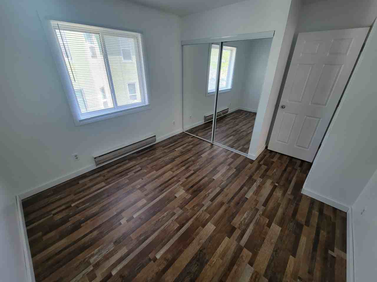 425 10th St N #2 - Photo 5 of 20