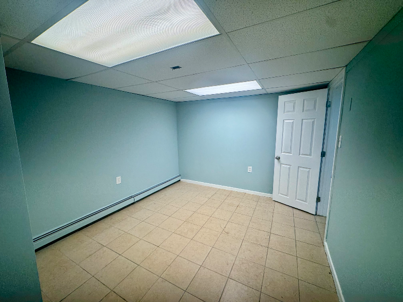 1362 Washington St - Photo 2 of 8