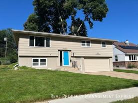 2009 S Hawthorne Ave - Photo 1 of 1