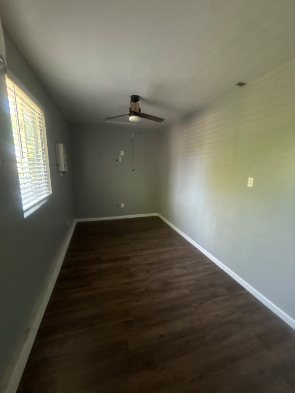 31529 Amsterdam Rd - Photo 2 of 9