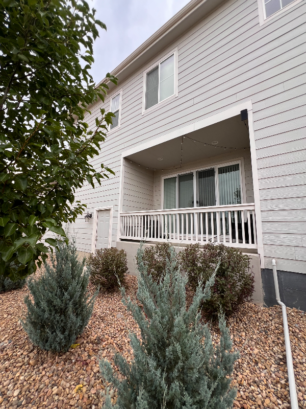 9601 Prairie Farm Dr - Photo 2 of 10