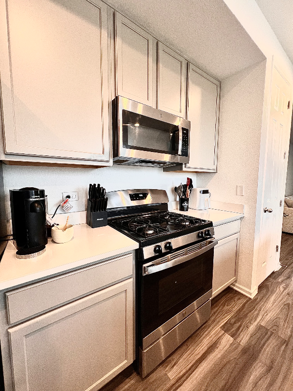 9601 Prairie Farm Dr - Photo 7 of 10