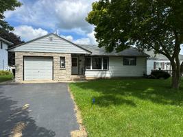 featured image of 421 E South St