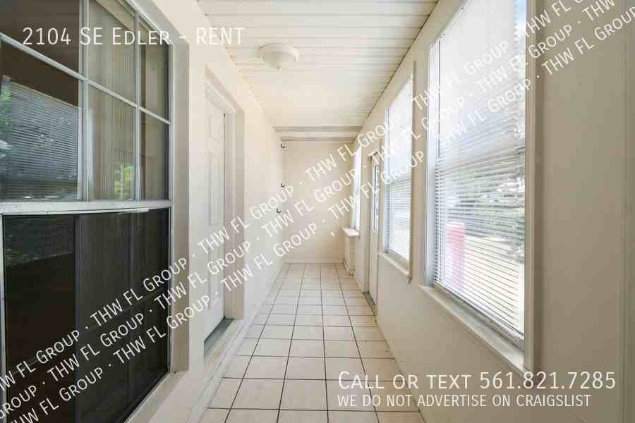 2104 Southeast Edler Drive #RENT - Photo 4 of 25