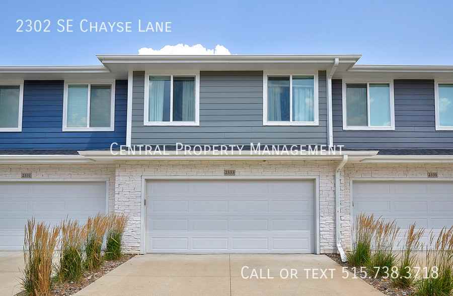 2302 Se Chayse Ln #COPY - Photo 2 of 21