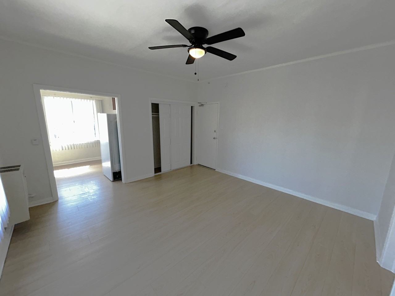 3170 - 856 S. Catalina St. - Photo 6 of 16