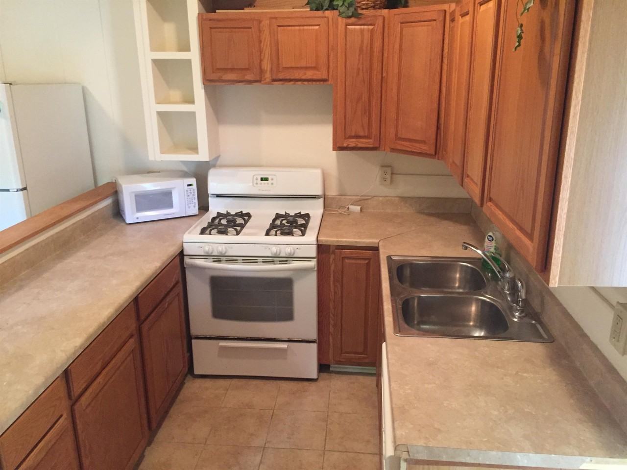 109 Dewitt Place - Photo 3 of 37