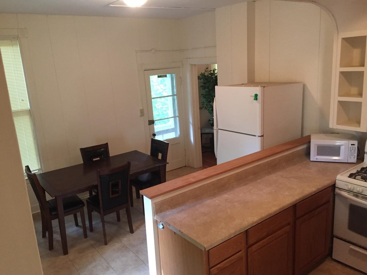 109 Dewitt Place - Photo 5 of 37