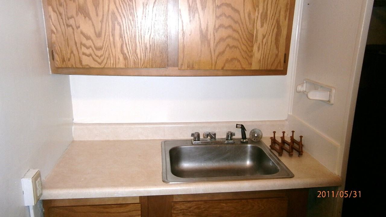 105 Dewitt Place - Photo 3 of 50