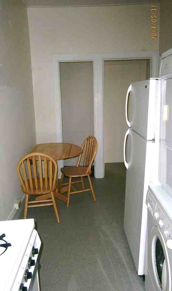 105 Dewitt Place - Photo 3 of 50