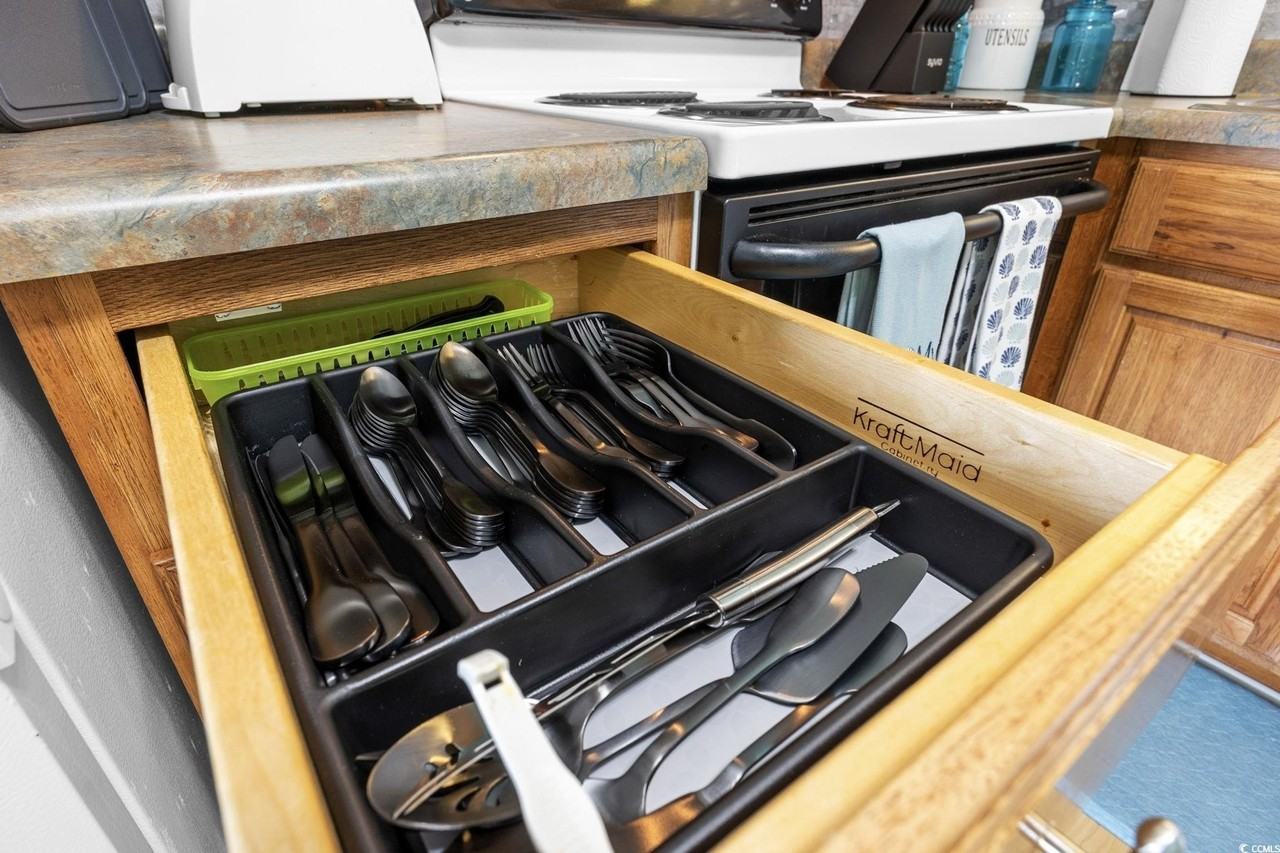 191 Maison Dr - Photo 5 of 40