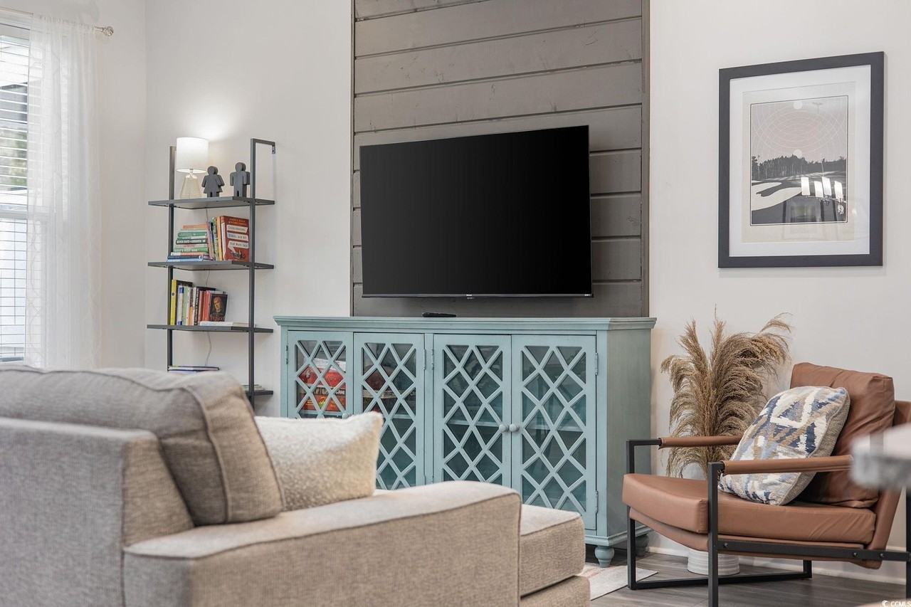 5130 Double Eagle Way - Photo 4 of 39