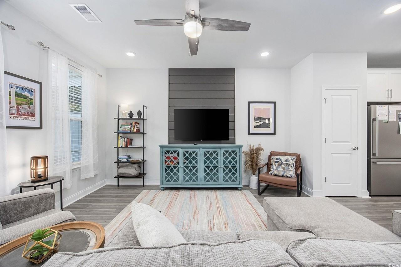 5130 Double Eagle Way - Photo 7 of 39