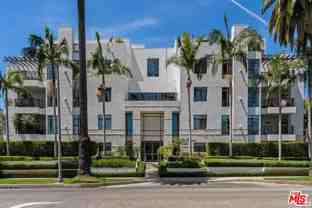 447 N Doheny Dr #302 - Photo 1 of 1