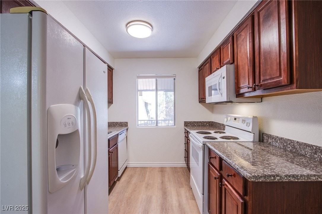 4310 Sandy River Drive #70 - Photo 7 of 24