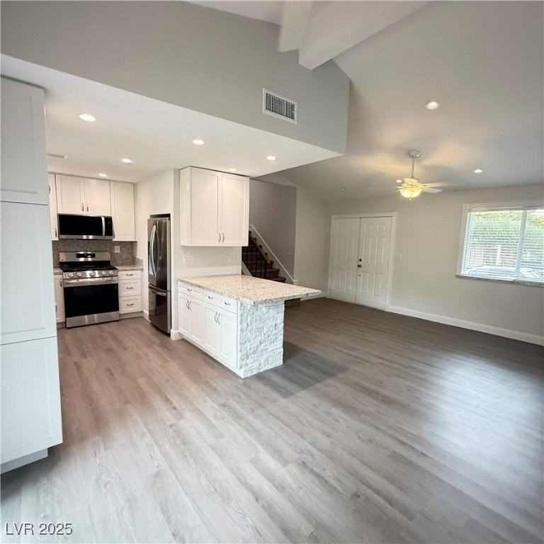 508 Woodcrest Ct - Photo 4 of 44